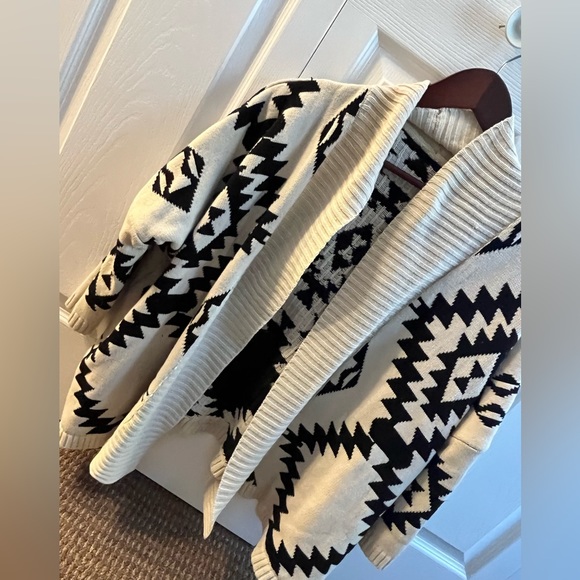 Aztec cardigan - Picture 3 of 7